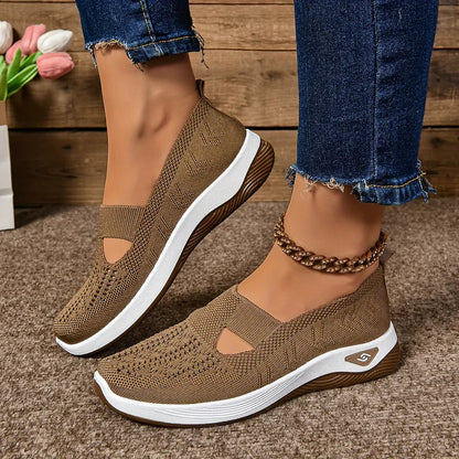 Janina | Lekkie i oddychające buty wsuwane na co dzień