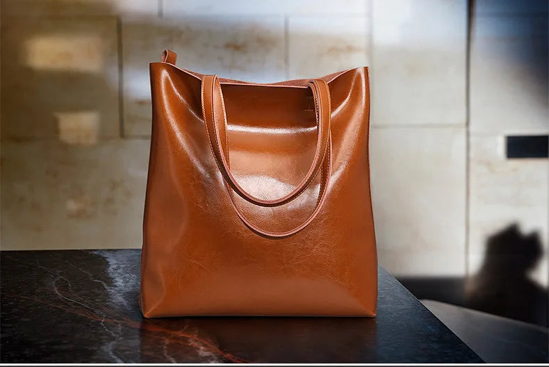 Klasyczna torba tote o skórzanym wyglądzie Diana™