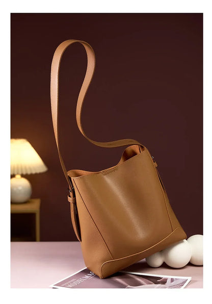 tine™ – Elegancka torebka na ramię w piaskowym odcieniu z uchwytem w formie paska