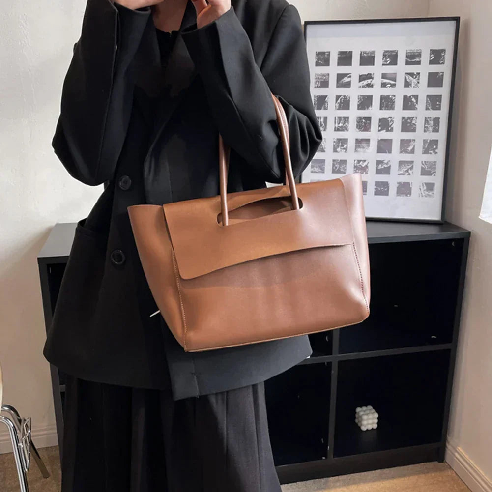 Tova™ – Minimalistyczna Torebka na Ramię z Ekoskóry