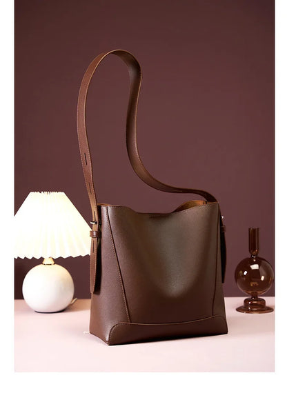 tine™ – Elegancka torebka na ramię w piaskowym odcieniu z uchwytem w formie paska