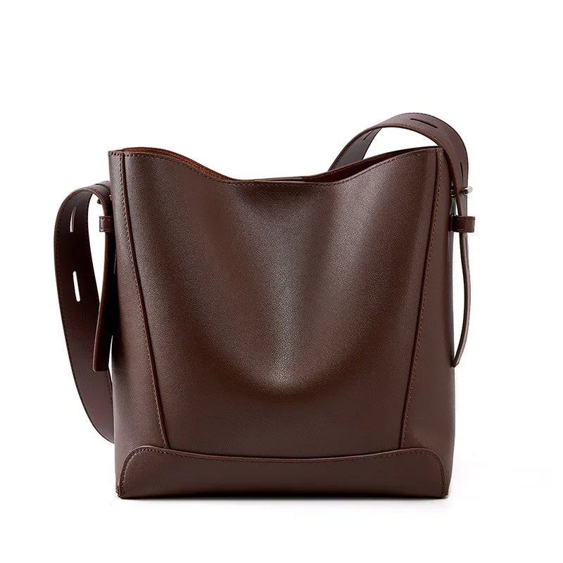 tine™ – Elegancka torebka na ramię w piaskowym odcieniu z uchwytem w formie paska