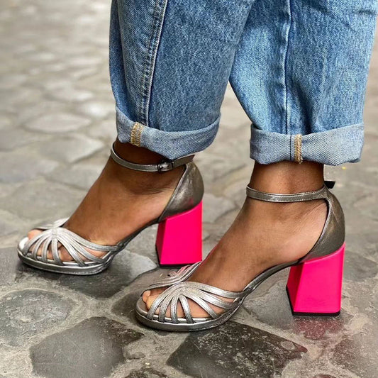 Seraphina™ | Lśniące sandały na grubym obcasie z eleganckim zapięciem